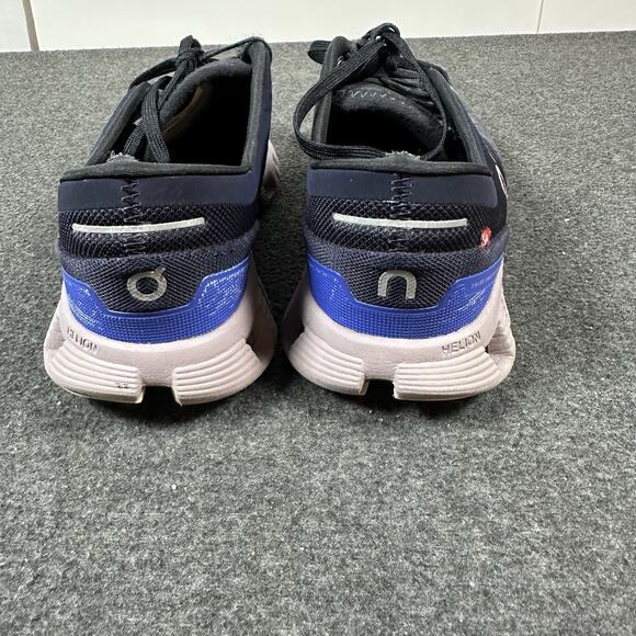 On Running Cloudflow Women’s Shoes Navy Blue Helion Size W9 Wear on Heel - Picture 10 of 10